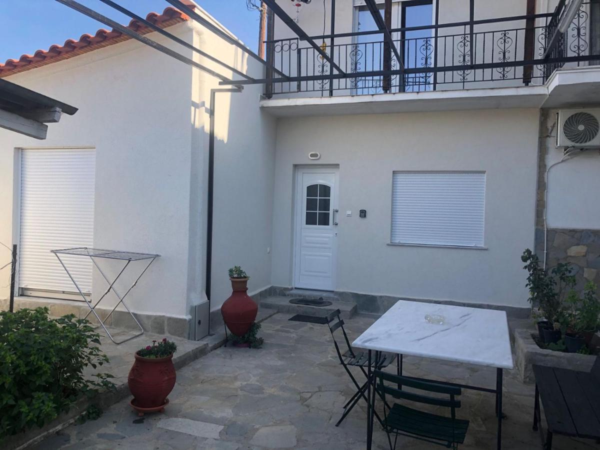 Tasoulashome 1-Μονοκατοικια Με Αυλη Komotiní Ngoại thất bức ảnh